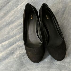 Apt 9 wedge heels